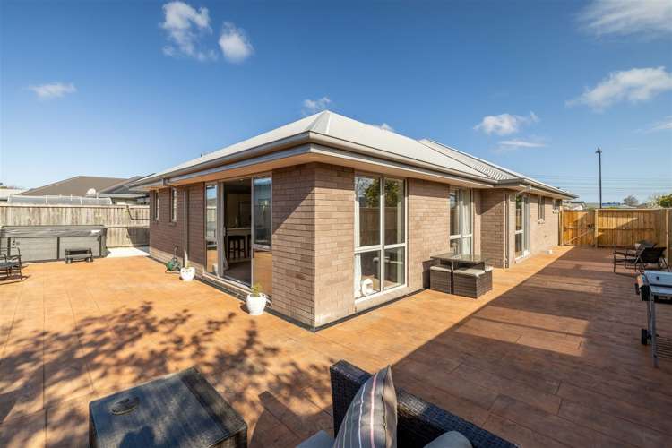 46 Little Oaks Drive Yaldhurst_13