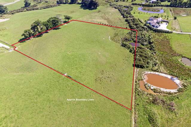 10 Bobs Way Dairy Flat_1