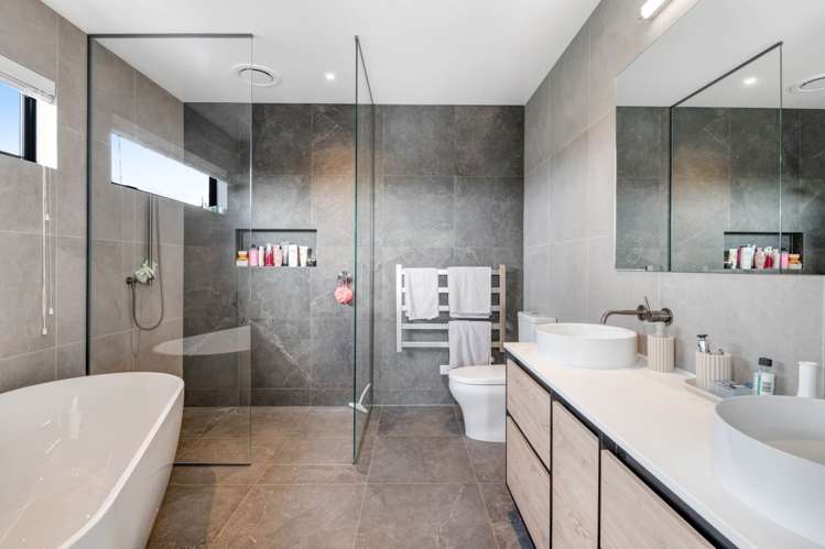 1023 Whangaparaoa Road Tindalls Beach_14