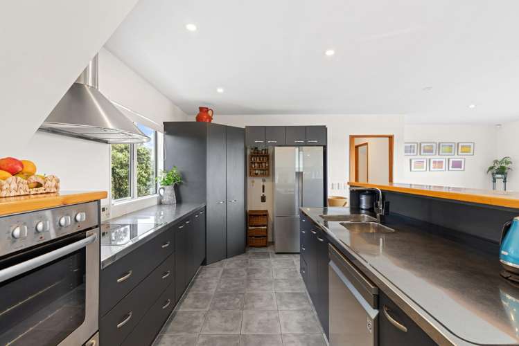 18 Marram Way Peka Peka_1