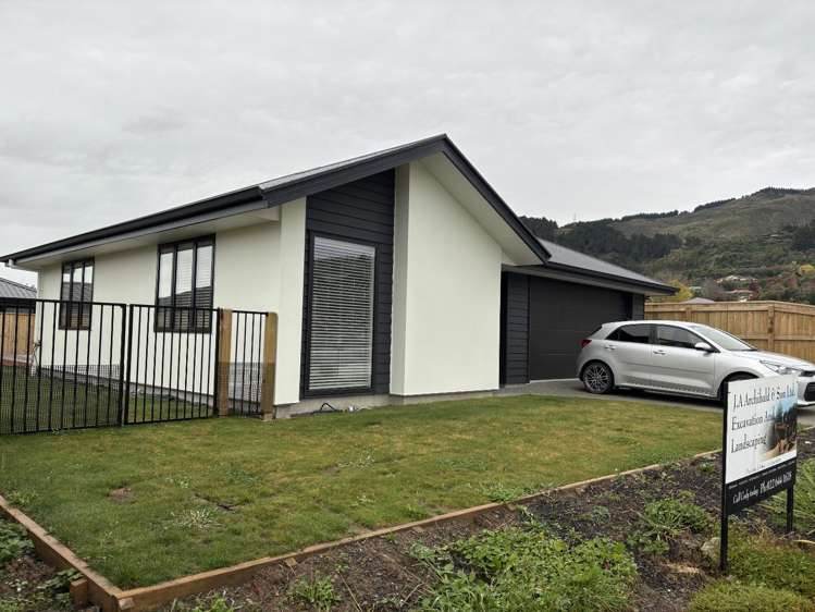 16 Hukere Crescent_0