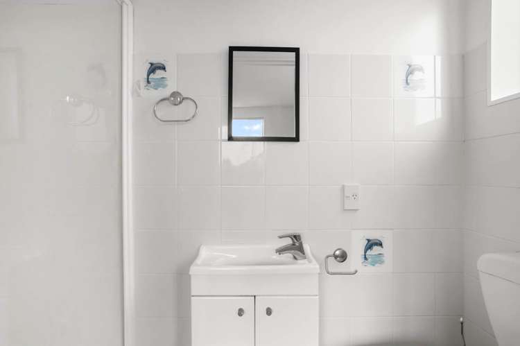 44 Woodbank Drive Glen Eden_8