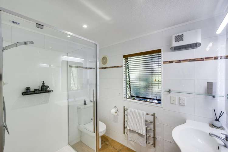 5A Tauroa Road Havelock North_12