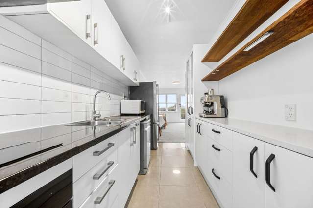 3/182 Carrington Road Mt Albert_2