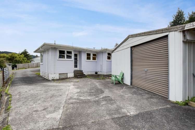 15 Parenga Street Wainuiomata_9