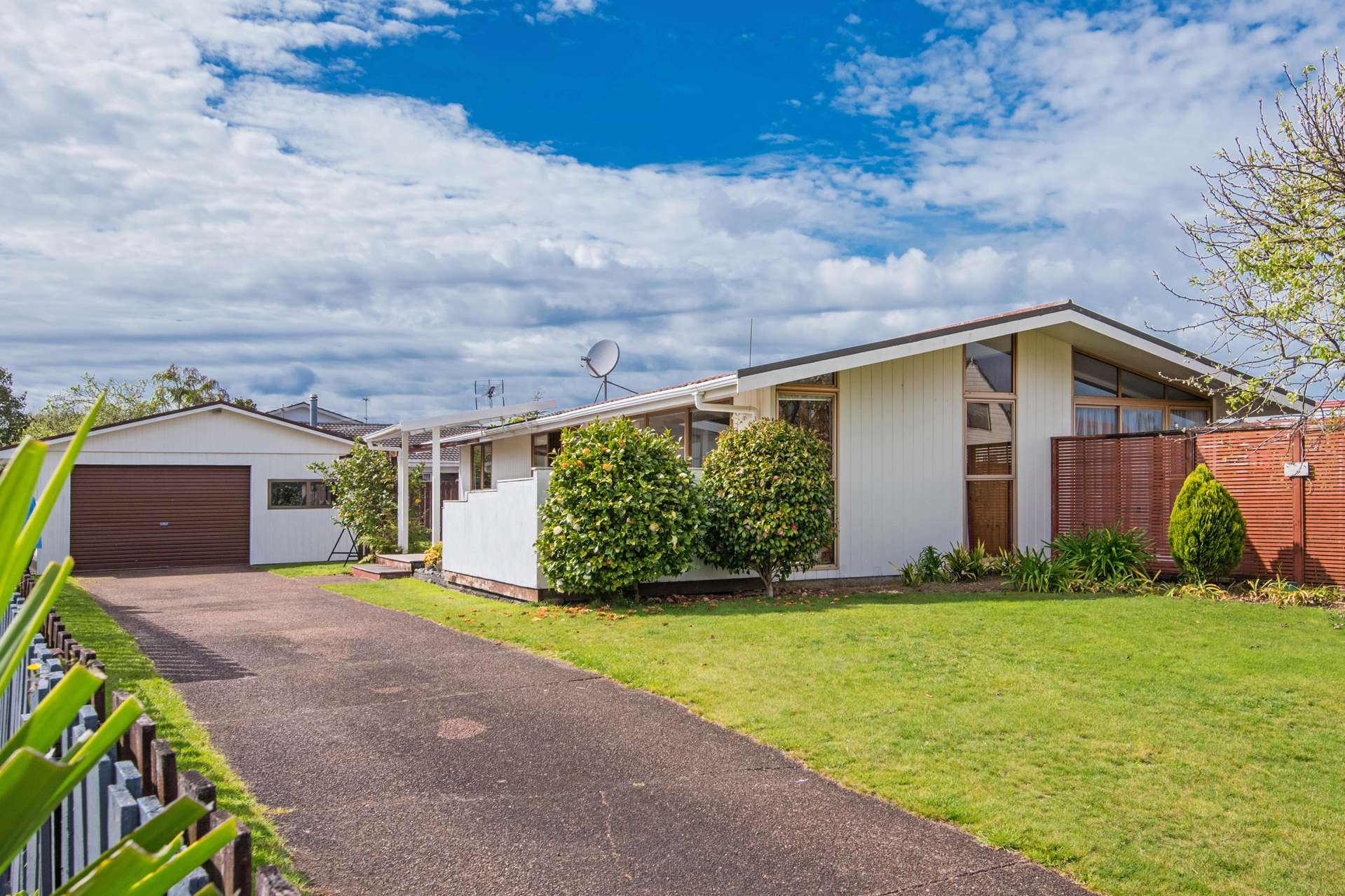 8 Booker Place Manurewa_0