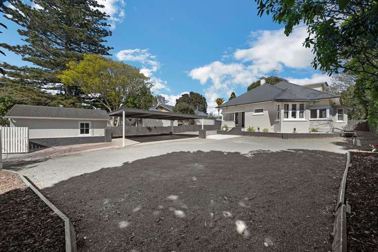 21 Gray Avenue_1