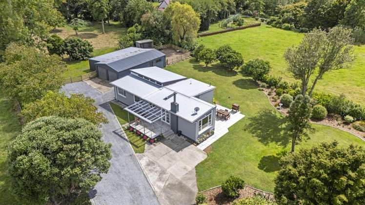 23 Hennesey Road Shannon_2