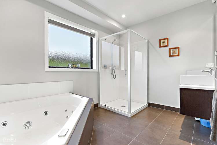 1511 Kahutara Road Kahutara_18