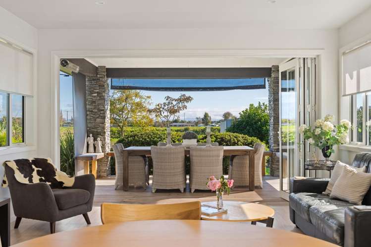 13 Gwyneth Place Lytton West_7