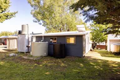 - Hut 43, Lake Alexandrina, South End Settlement_3