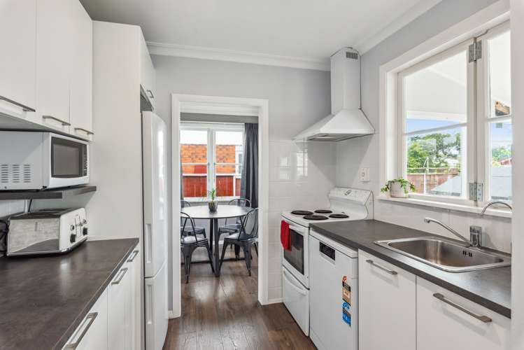 7 Margaret Street Levin_3