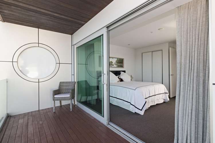 303/50B Cross Road (The Nautilus) City Centre_8