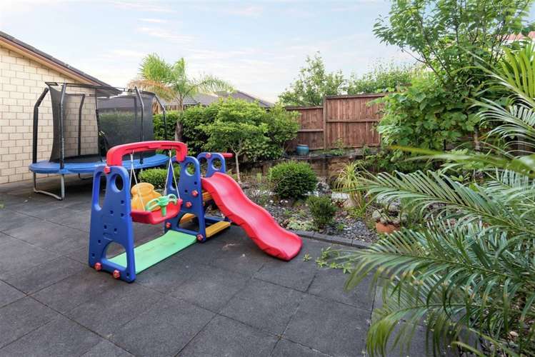 10 Chard Place Flat Bush_12