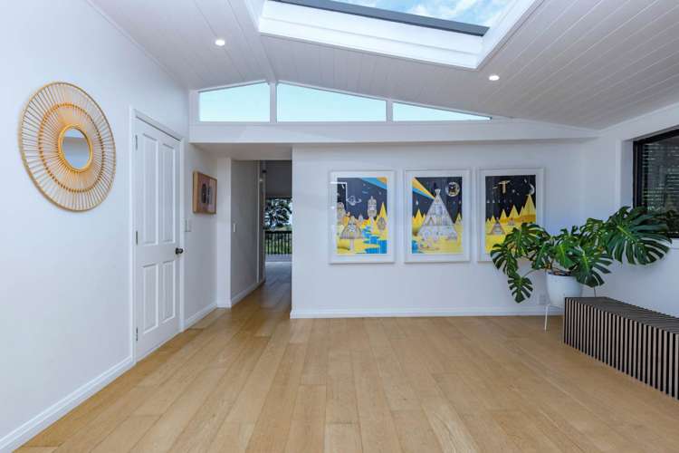 256 Piha Road Piha_6