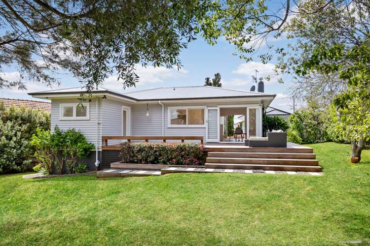 163 Chivalry Road Glenfield_0