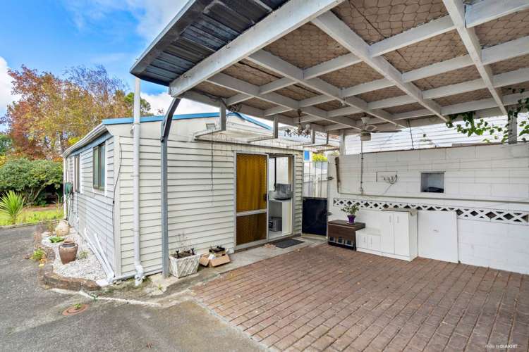 9 Roberts Road Te Atatu South_9