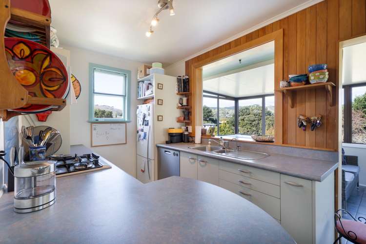 62 Franklyn Road Tawa_2