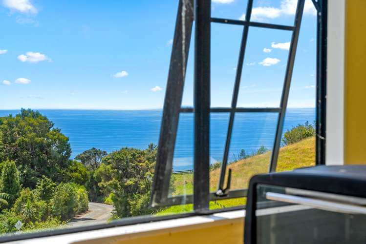 65 M Greenwood Road Leigh_5