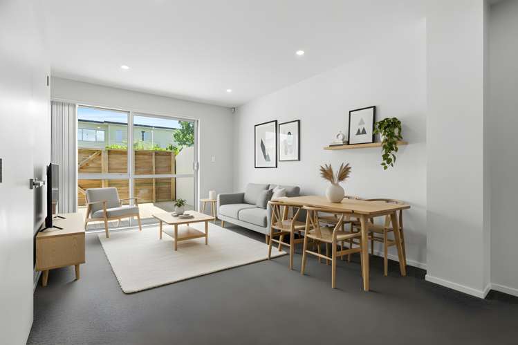 32/11 Ray Small Drive Papakura_4