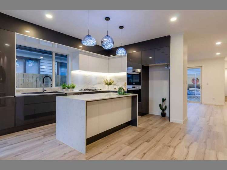 14 Hangar Lane Whenuapai_2