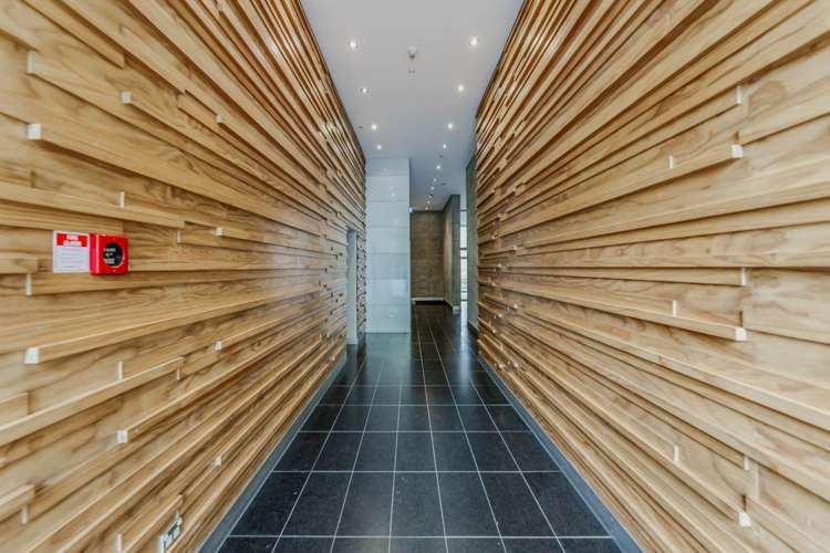 1205/37 Symonds Street City Centre_9