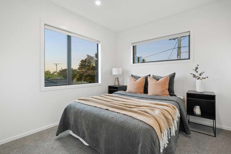 3/3 Vesty Avenue Hillcrest_8