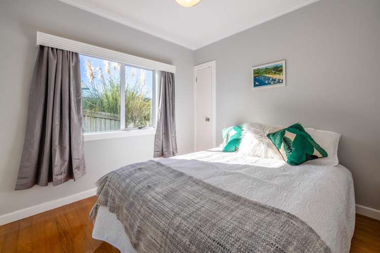 22 Marama Avenue Surfdale_15