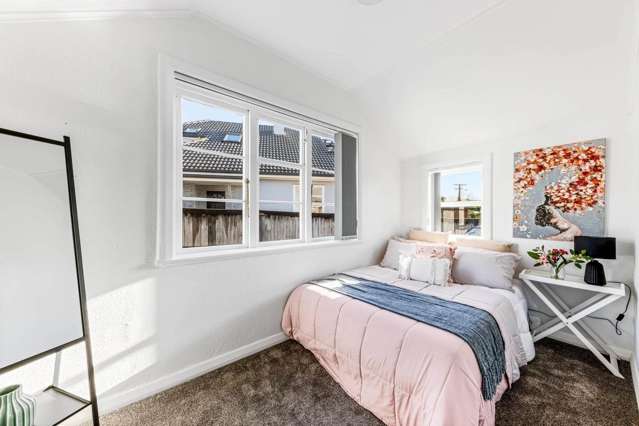 1/5 Lister Street Pt Chevalier_4