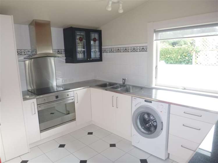 19 Colin Grove Lower Hutt_1