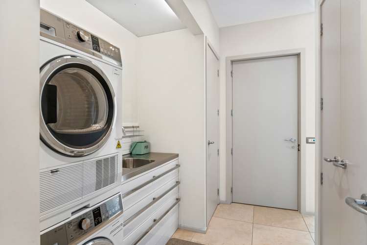 23 Olivers Place Queenstown_23