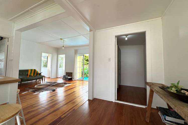 1059 Pouewe Street Kawhia_13