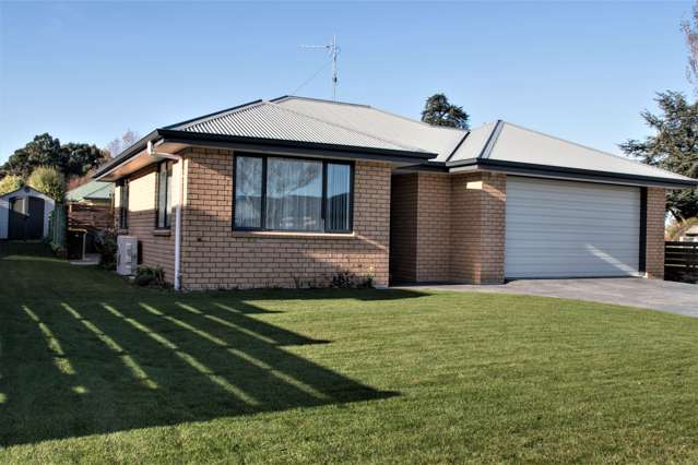 14 Geoff Geering Drive Netherby_1