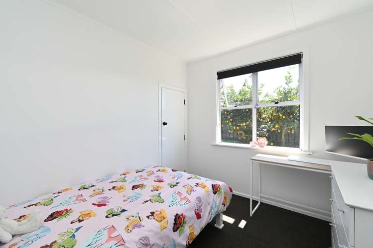 27 Warwick Crescent Taradale_10