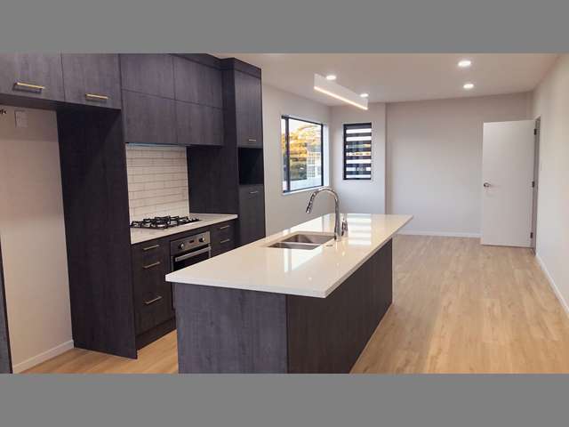 35 Waka Street 10863_3