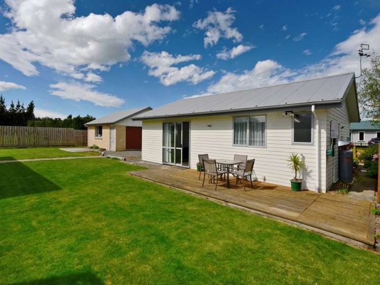 17 Gift Street Coalgate_18