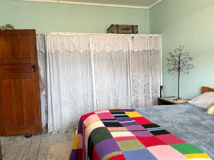 33 Macdougall Avenue Dunollie_15