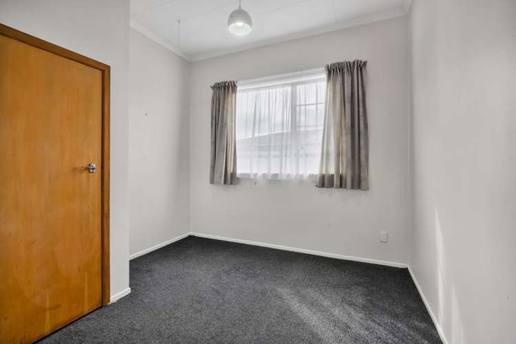 66 Cloten Road Stratford_5