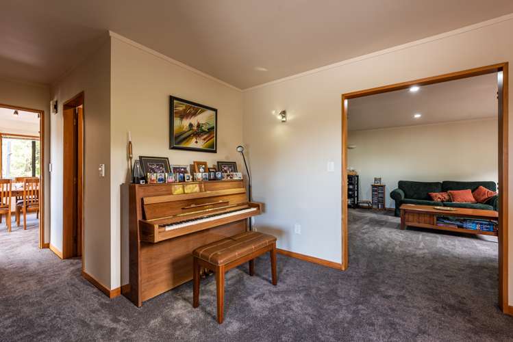 9 Furneaux Grove Whitby_9