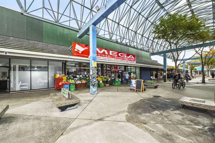 14 Fair Mall Otara_1