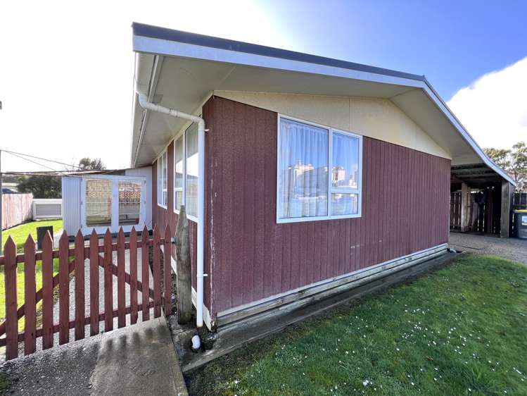 225 Stafford Street Hokitika_16