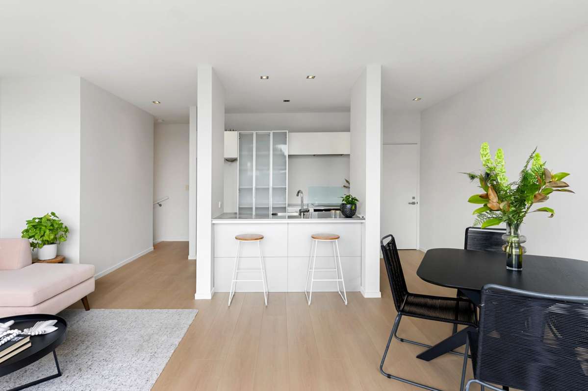 2/24 Westmoreland Street West_2