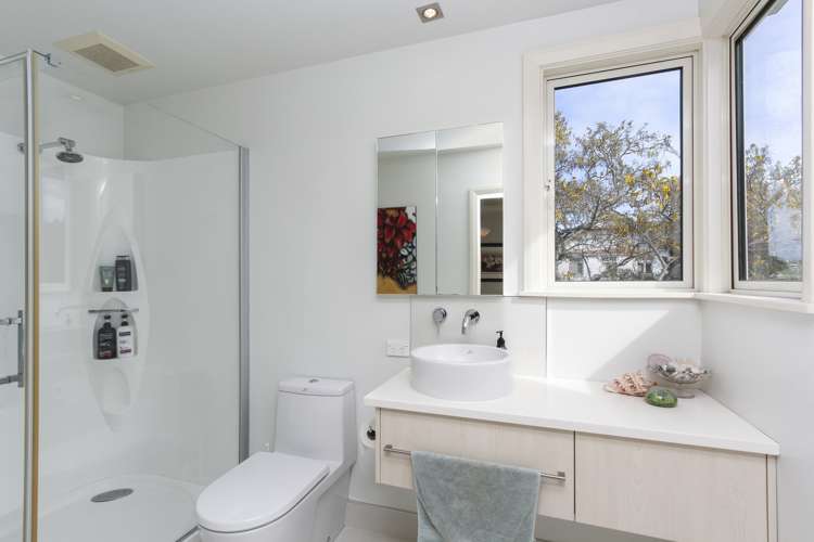 32 Barrett Street Westown_10