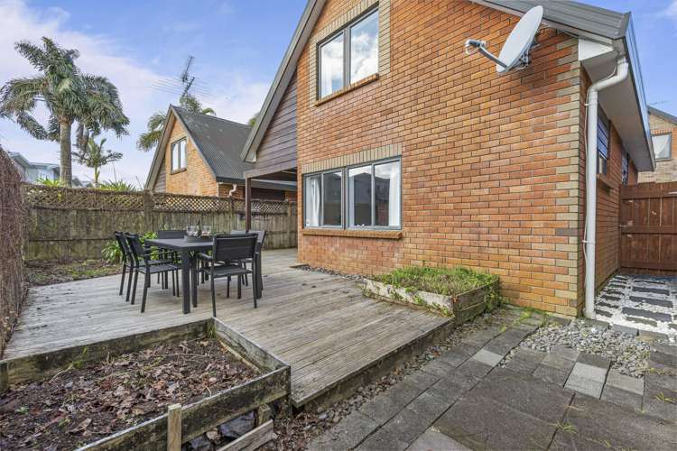 Unit 17/37 Fields Parade Oteha Valley_21