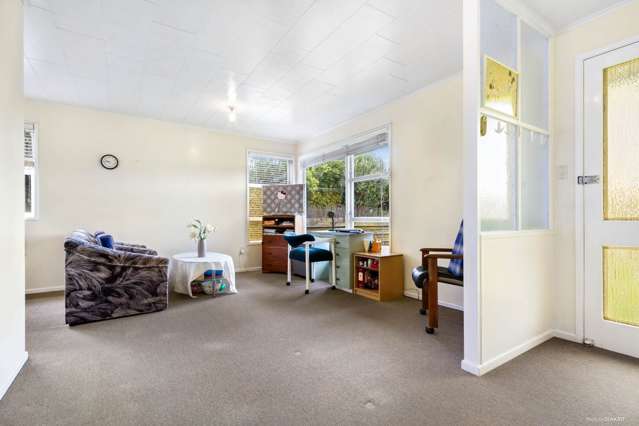 43 Cherry Road Bucklands Beach_2