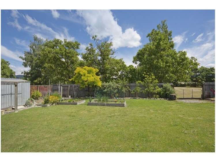 9 Kowhai Street Tapawera_11