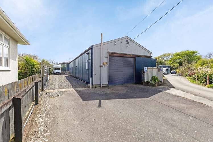 33 Lower High Street Marton_16