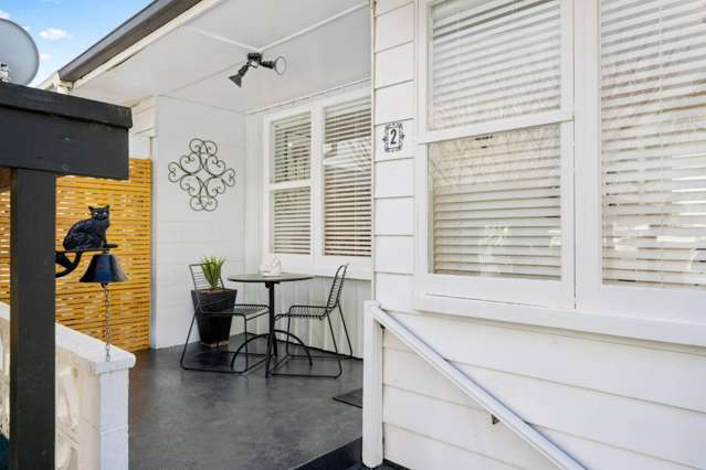 2/71 Emmett Street 1072_1