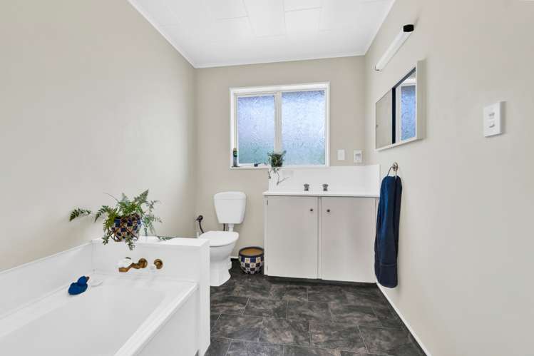 9 Saint Ives Grove Whalers Gate_17