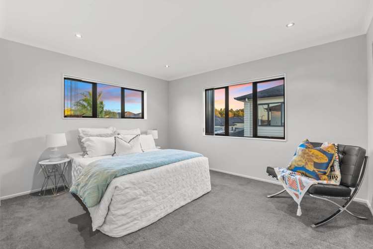 4 Springside Drive Flat Bush_11